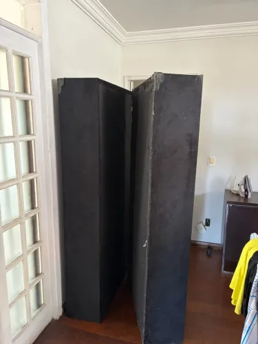 Box de cama de solteiro