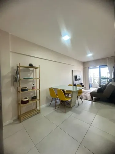 Alugo quarto e sala mobiliado no Time com varanda