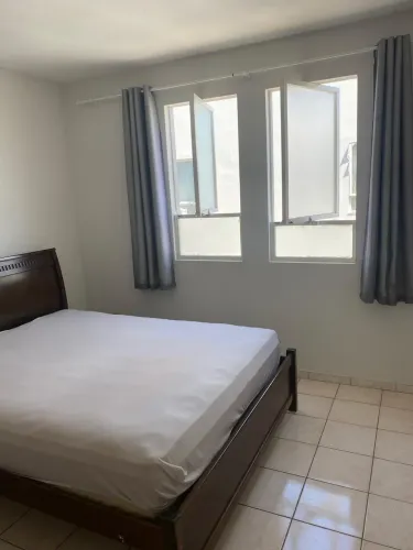 Alugo apartamento