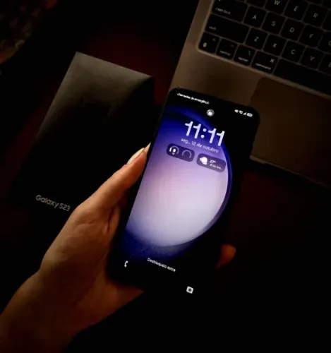 Samsung S23 em ótimo estado