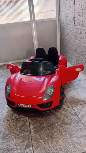 Carrinho elétrico para criança