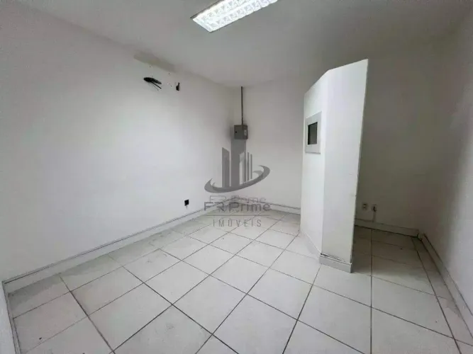Excelente Prédio Comercial para alugar, 720 m² por R$ 20.000/mês - Centro - Barra do Piraí