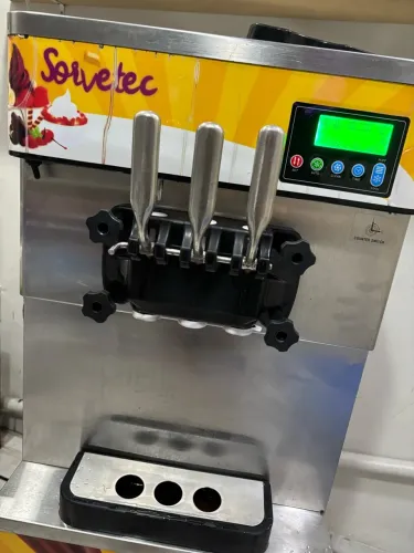 Máquina de açaí Frozen ou sorvete expresso