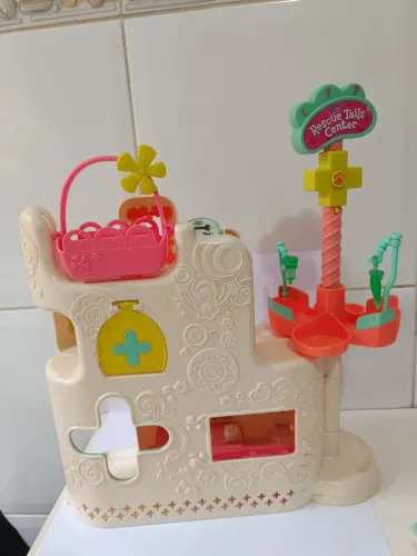 Littlest Pet Shop - Rescue Tails Centre (Hospital)