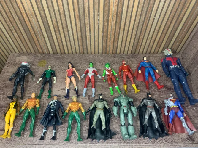 Lote bonecos - Mutano Mattel, Mcfarlane e bootlegs