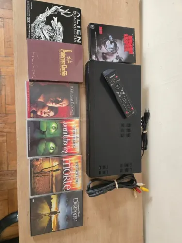 Leitor e Gravador de DVD Samsung com lote de DVDs originais Stephen King e outros