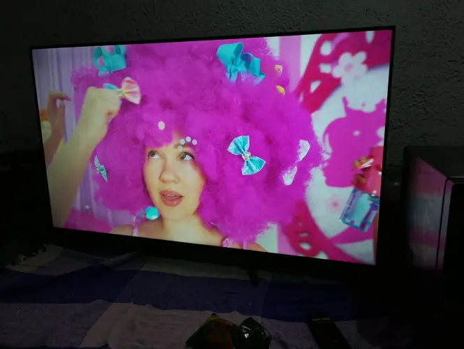 Vendo TV HQ 43 polegadas smart Android 