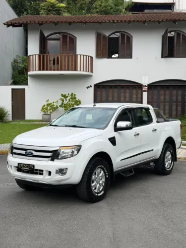 Ford Ranger XLS 2.5 16V 4X2 CD Flex 2014