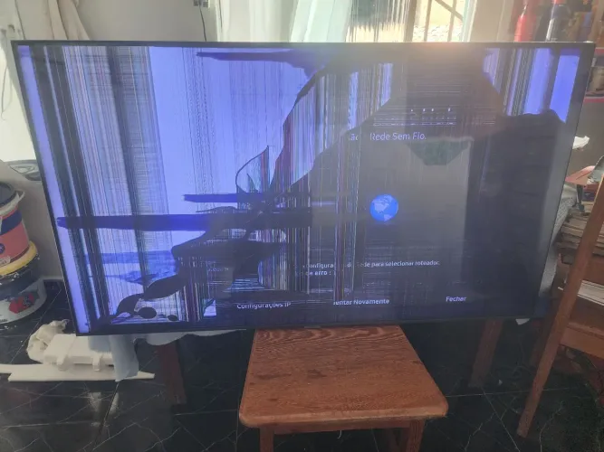 Smart TV Samsung 55 4K AU7700 - Para Peças / Defeito no Display