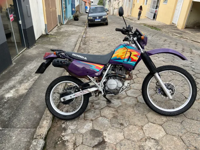 Xr 200R impecavel