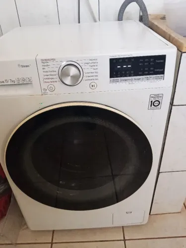 MAQUINA LAVA E SECA LG 