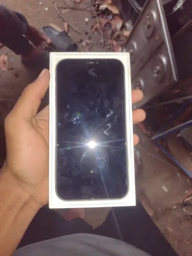 Celular bom xr vem pv trocor em computador ou em motorizada vem no meu pv top com caixa e