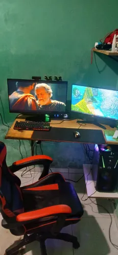 Monitor Gamer LG 24" Full HD 144Hz 1ms Inclinação Preto 24GN60R