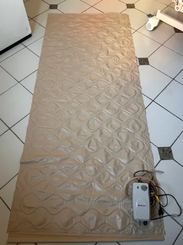 Colchão inflável com massageador