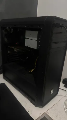 PC GAMER | GTX 1050Ti | RYZEN 5600g | 16GB RAM | SSD 240GB