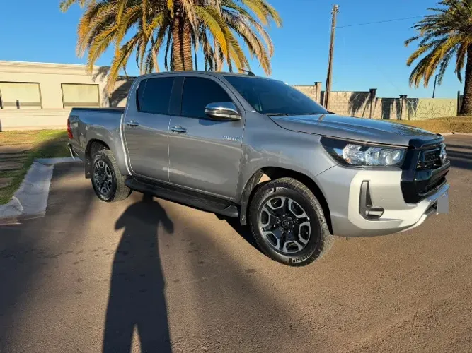 Toyota Hilux CD SRV 4X4 2.8 TDI Diesel Aut. 2024