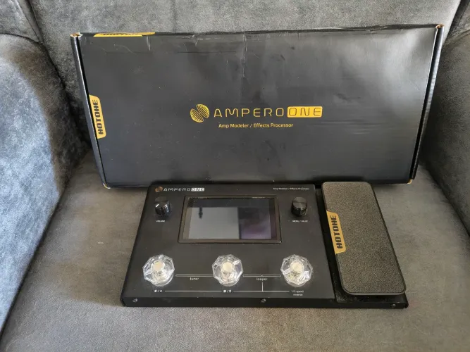 VENDO AMPERO ONE NA CAIXA