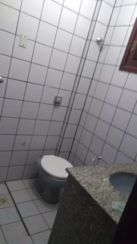 Kitnet Igapó bem localizado