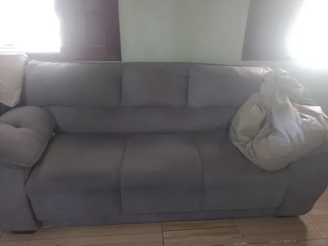 Kit sofás 2 e 3 lugares + 2 sofás camas de solteiro