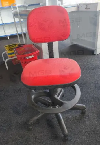 Cadeira de Caixa Secretaria Giratoria - ENTREGAMOS DF E ENTORNO