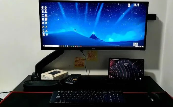 Monitor LG Ultrawide 29" 29WK600 + Suporte Articulado ELG - Ótimo Estado!
