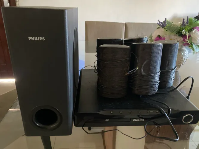 Vende-se um home theater usado, em boa estado