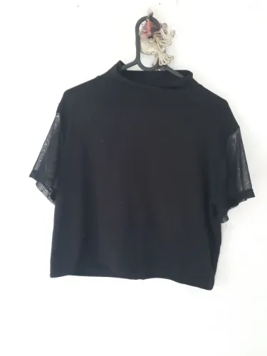 Cropped tam MG rendas nas alças