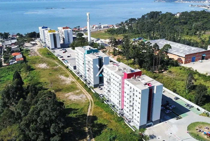 Apartamento de 2 Dormitórios na Praia de Fora