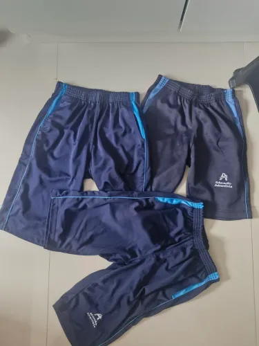Uniforme escolar adventista
