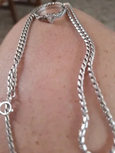 Corrente de prata e anel de prata 