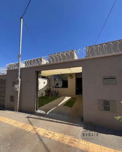 Casa à Venda no Residencial Elizene Santana 2 Quartos 1 Suíte Porcelanato