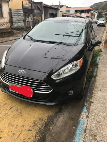 Ford Fiesta Sedan SE 1.6 16V Flex 4P 2014