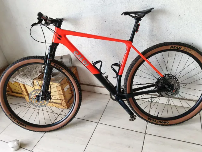 Caloi elite carbon Sport , 10 x no cartão de crédito 