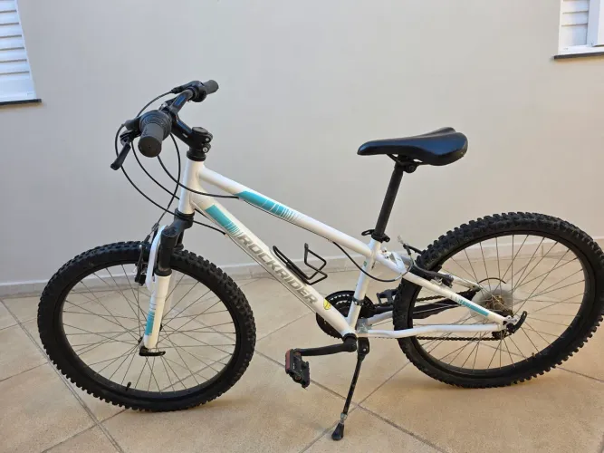 Bicicleta ROCKRIDER aro 24 câmbio Shimano