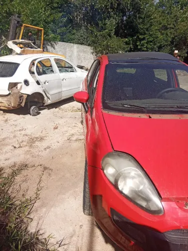 FIAT PUNTO SUCATA PARA RETIRADA DE PEÇAS 
