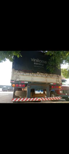 Carreta Graneleiro Randon 93