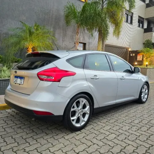 Ford Focus 1.6 S/se/se Plus Flex 8v/16v 5P 2016
