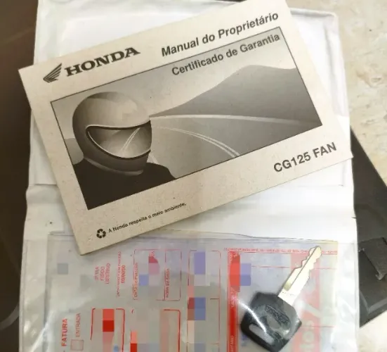 Vendo fan 124 único dono. Manual chave reserva muito bem cuidada.