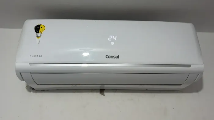 Vendo ar condicionado cônsul inverter