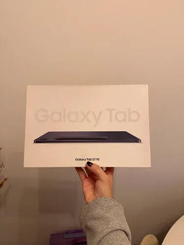 Samsung Galaxy Tab S7 FE 128GB 5G + S Pen + Capa Teclado