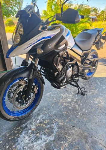 Suzuki V-Strom 2021 baixo km