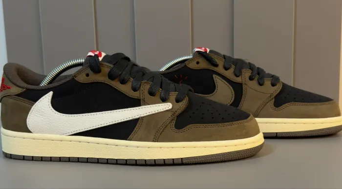 Nike Travis Scott