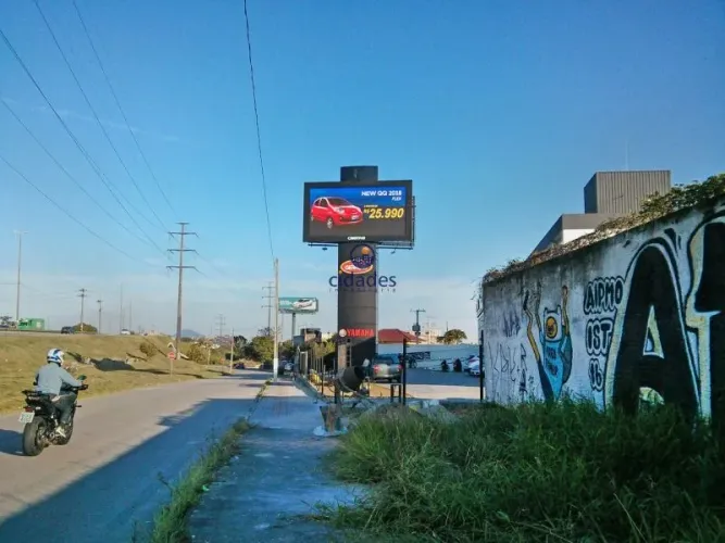 Terreno à venda em Florianópolis junto a Via Expressa, excelente localização