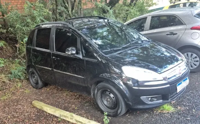 Fiat Idea Essence 1.6 Flex 16V 5P 2015