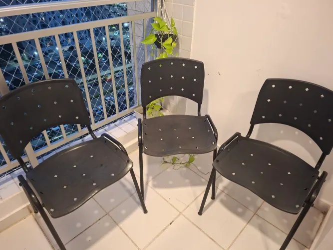 Vendo 3 cadeiras