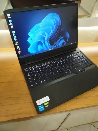 Notebook Lenovo Gamer I5 11th 16gb RAM Geforce GTX 1650 4gb e SSD 256GB