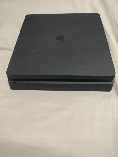 Vendo PS4 slim