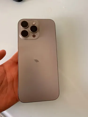 iPhone 16 pro max