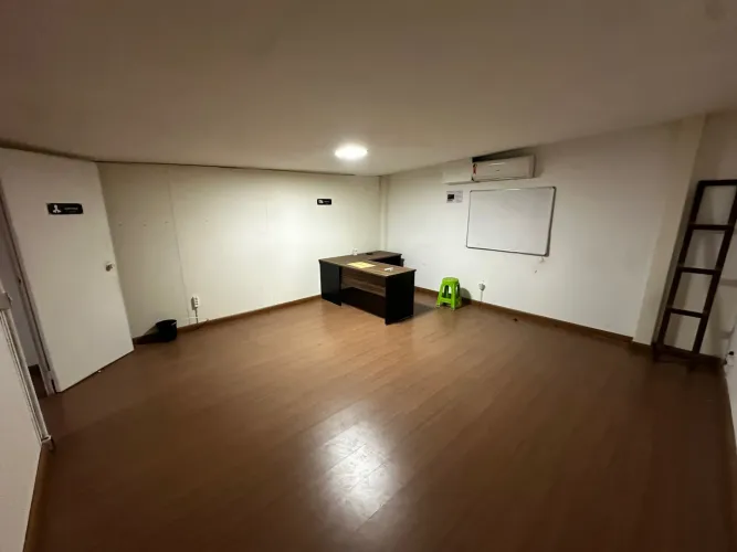 ALUGA-SE LOJA COMERCIAL 300 m² AV. CNB, TAGUATINGA NORTE - DF.