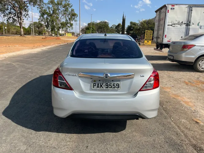 Nissan Versa Unique 1.6 16V Flex 4P Mec. 2016